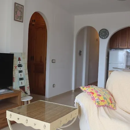 Affordable Full With Ocean Views Apartment